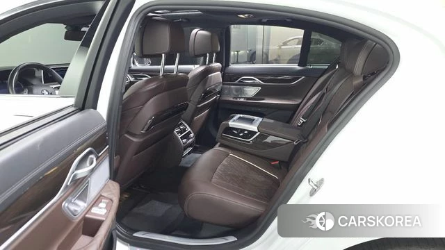 BMW 7 Series (G11) id 4464163 из Кореи 18