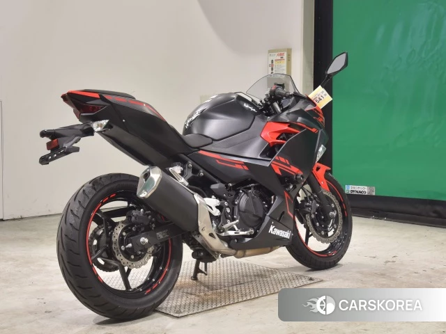 Проданный Kawasaki NINJA 250 2018 из Японии, фото 2