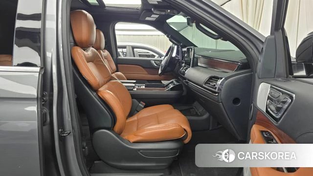 Lincoln Navigator 4th generation id 4697763 из Кореи 18