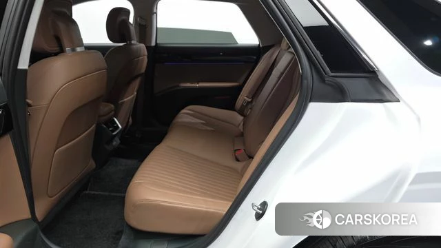 Hyundai Grandeur (GN7) id 4499521 из Кореи 18