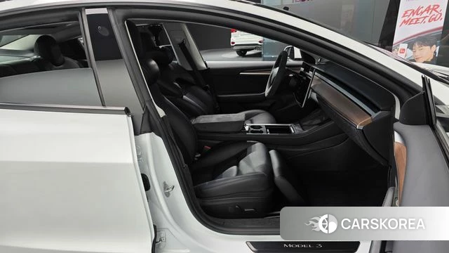 Tesla Model 3 id 4711580 из Кореи 18