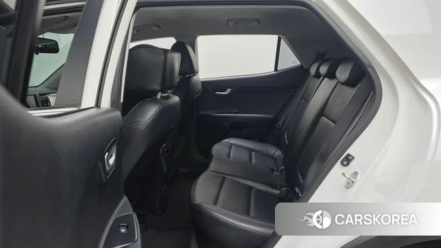 Kia Stonic id 4755313 из Кореи 18