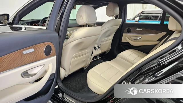 Mercedes-Benz E-Class W213 id 4401814 из Кореи 18