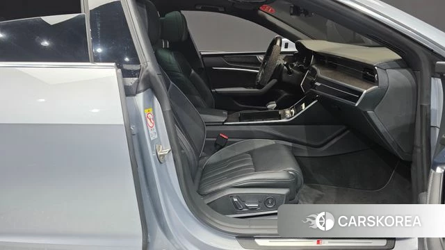 Audi A7 (4K) id 4683317 из Кореи 18