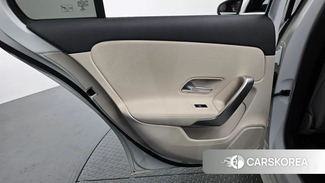 Mercedes-Benz A-Class W177 id 4529279 из Кореи 18
