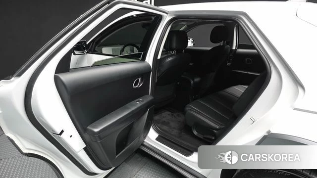 Hyundai Ionic 5 id 4224417 из Кореи 18