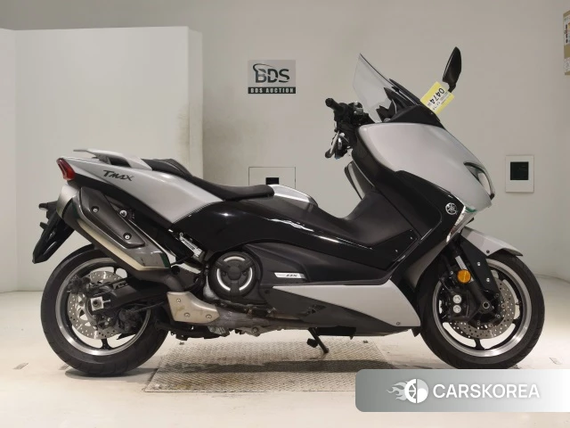 Yamaha T-MAX 530 DX id 3945383 из Японии 18