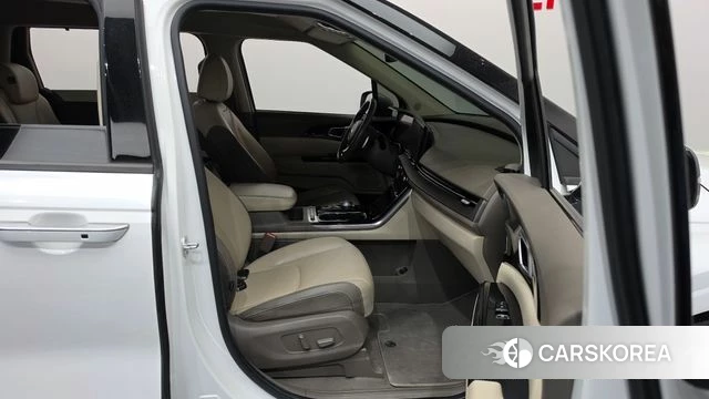 Kia Carnival 4th generation id 4698118 из Кореи 18