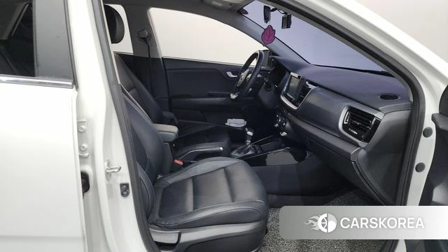 Kia Stonic id 4459313 из Кореи 18