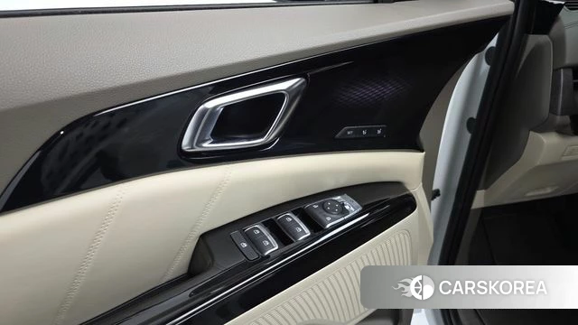 Kia Carnival 4th generation id 4396640 из Кореи 18