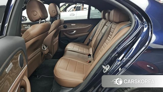 Mercedes-Benz E-Class W213 id 4631659 из Кореи 18