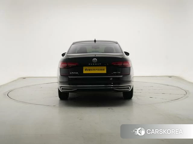 Volkswagen Passat id 4258561 из Китая 18