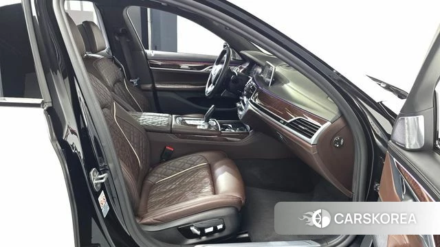 BMW 7 Series (G11) id 4657977 из Кореи 18