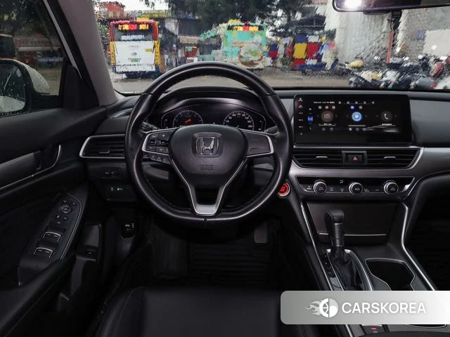 Honda Accord id 4348647 из Китая 18