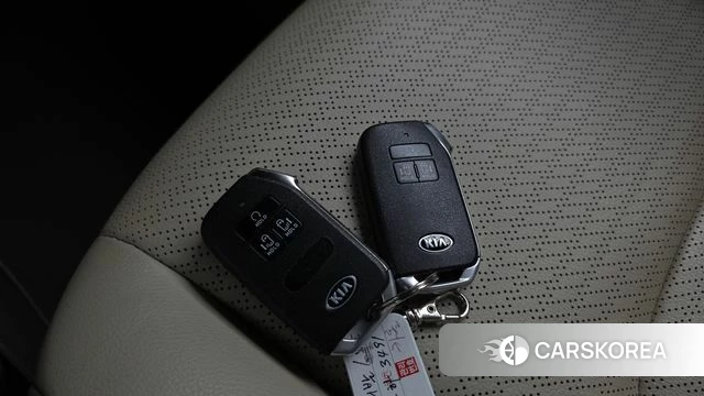 Kia Carnival 4th generation id 4524862 из Кореи 17