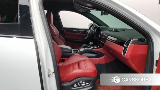 Porsche Cayenne (PO536) id 4496172 из Кореи 18