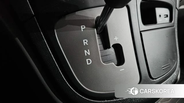 Hyundai The New Grand Starex id 4188198 из Кореи 18