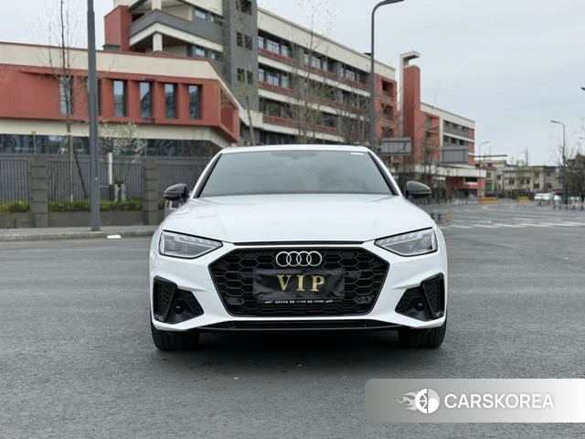 Audi A4L id 4261624 из Китая 18