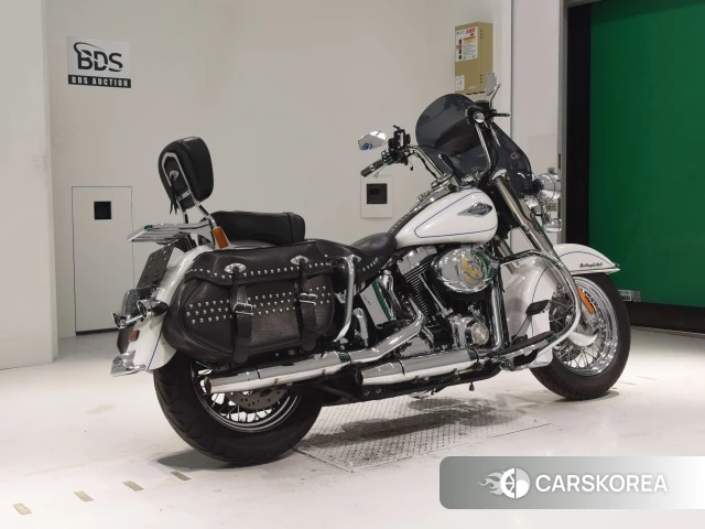 Проданный Harley-Davidson Heritage Softail Classic FLSTC1580 2012 из Японии