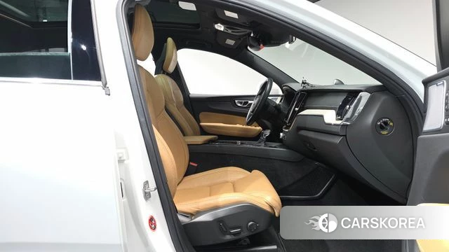 Volvo XC60 second Generation id 4448335 из Кореи 18