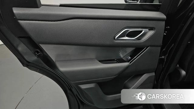 Land Rover Range Rover Velar id 4624757 из Кореи 18