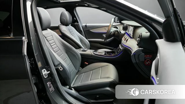 Mercedes-Benz E-Class W213 id 4396773 из Кореи 18