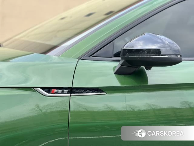 Audi RS 5 id 4211488 из Китая 18