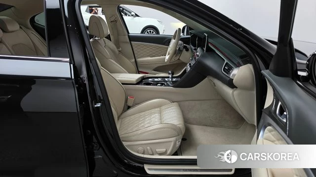 Genesis G70 id 4693804 из Кореи 18