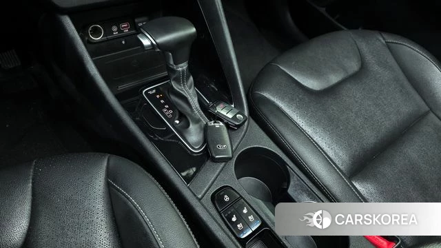 Kia Niro id 4251323 из Кореи 18