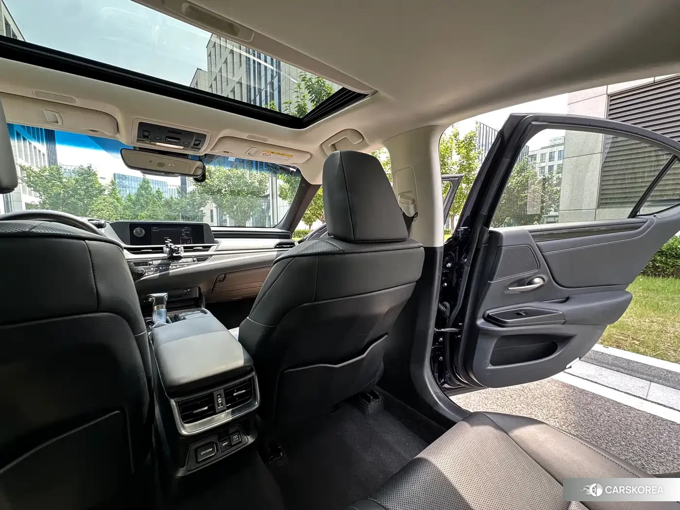 Lexus ES id 4554063 из Китая 18