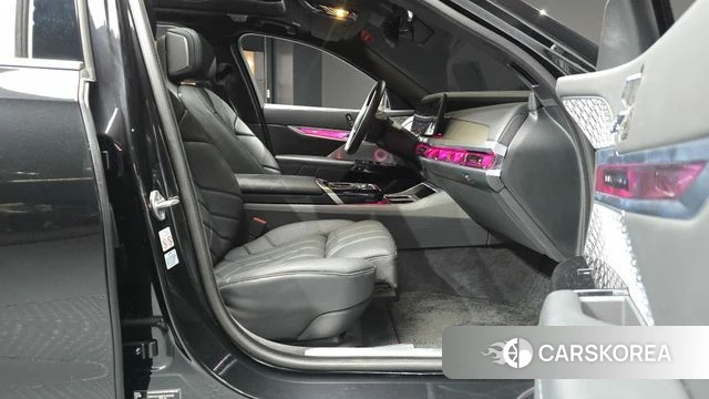 BMW i7 (G70) id 4854489 из Кореи 18