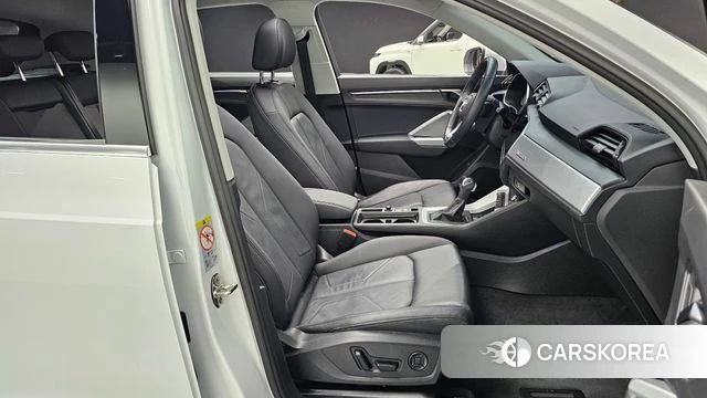 Audi Q3 (F3) id 4201901 из Кореи 18