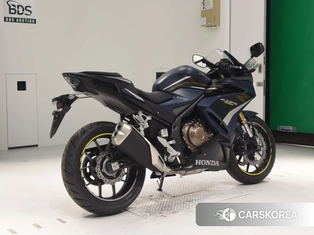 Проданный Honda CBR400R 2023 из Японии, фото 2