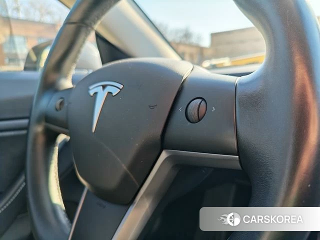 Tesla Model 3 (imported) id 4235438 из Китая 18