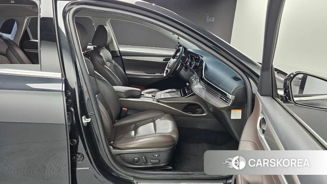 Hyundai The New Grandeur IG Hybrid id 4224703 из Кореи 18