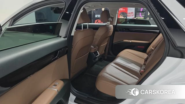 Hyundai Grandeur (GN7) id 4380949 из Кореи 18