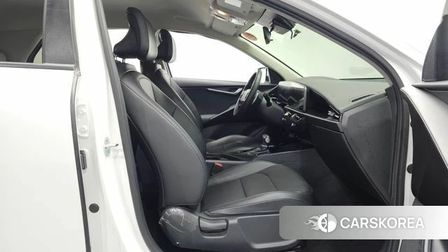 Kia Di Ol Nu Niro id 4534581 из Кореи 18