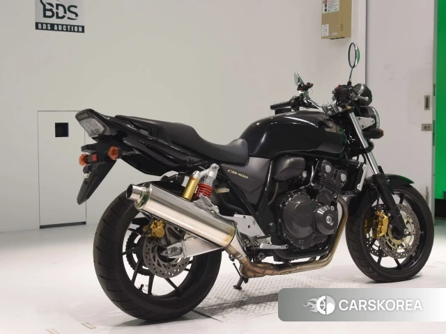 Проданный Honda CB400SF 2014 из Японии