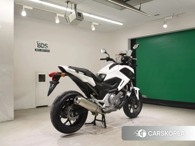Проданный Honda NC700X ABS 2013 из Японии, фото 2