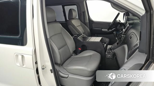 Hyundai The New Grand Starex id 4435715 из Кореи 18