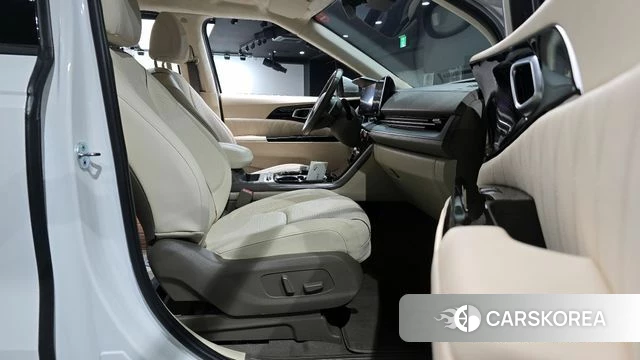 Kia Carnival 4th generation id 4388900 из Кореи 18