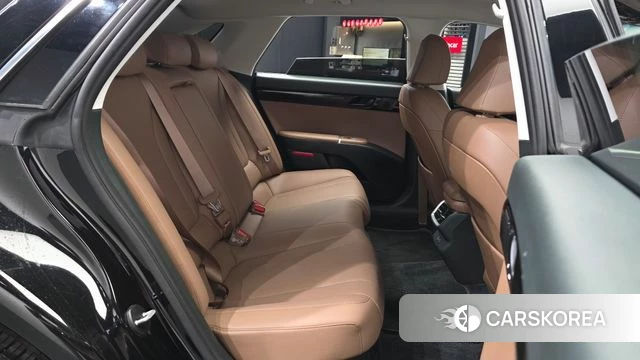 Hyundai Grandeur Hybrid (GN7) id 4640359 из Кореи 18