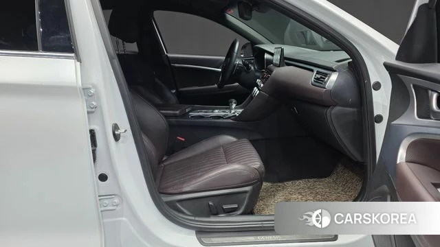 Genesis The New G70 id 4202738 из Кореи 18