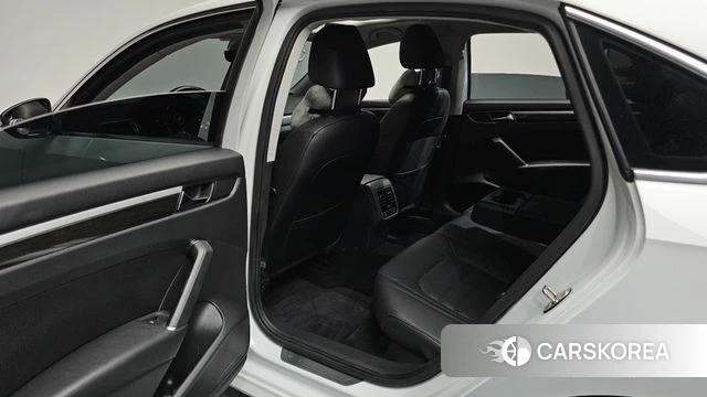 Volkswagen The New Passat id 4203728 из Кореи 18