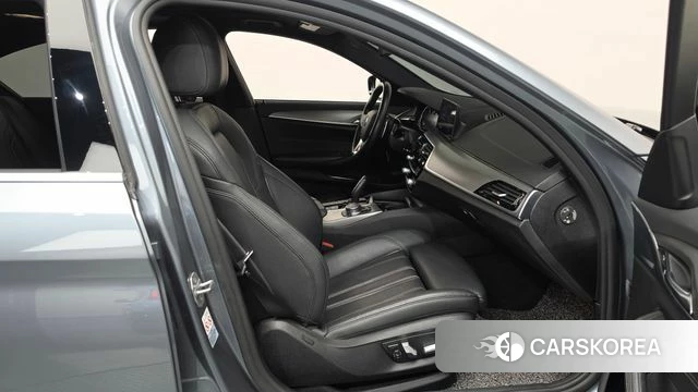 BMW 5 Series (G30) id 4732969 из Кореи 18
