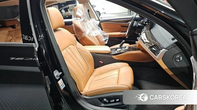 BMW 5 Series (G30) id 4917921 из Кореи 18
