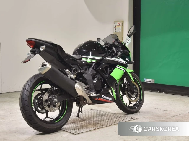 Проданный Kawasaki NINJA 250SL 2015 из Японии, фото 2
