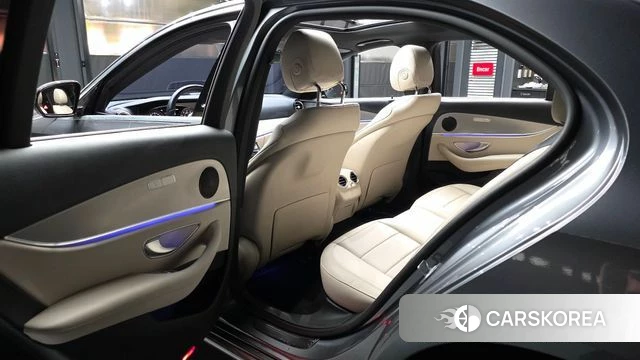 Mercedes-Benz E-Class W213 id 4900676 из Кореи 18