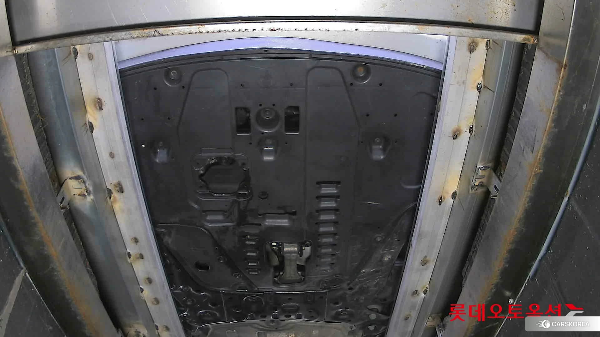 Kia Carnival id 3875751 из Кореи 18