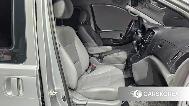 Hyundai The New Grand Starex id 4286150 из Кореи 18